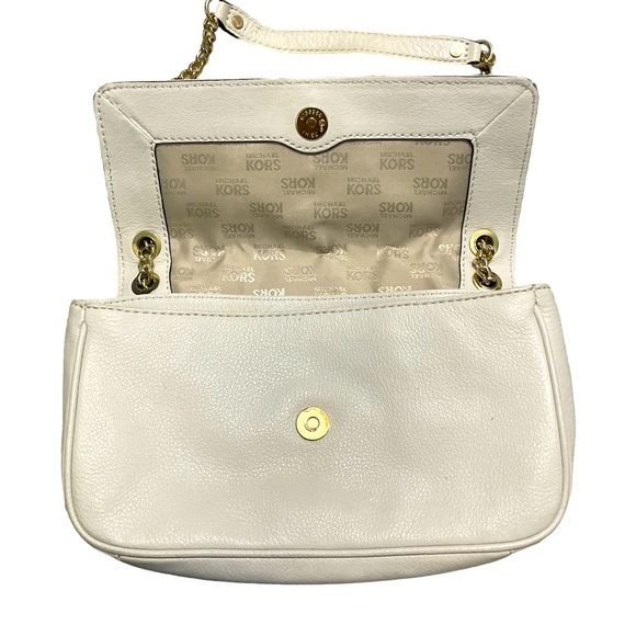 White Micheal Kors Shoulder Bag - Picture 4 of 7